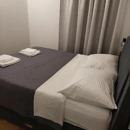 Apartament Karla Paklenica *