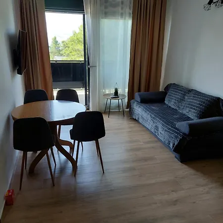Apartman Karla Paklenica Starigrad Paklenica