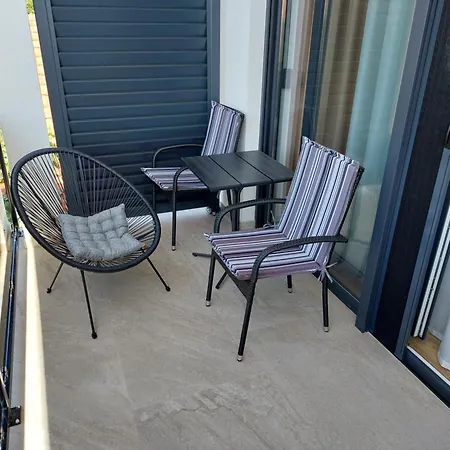 Karla Paklenica Apartman *