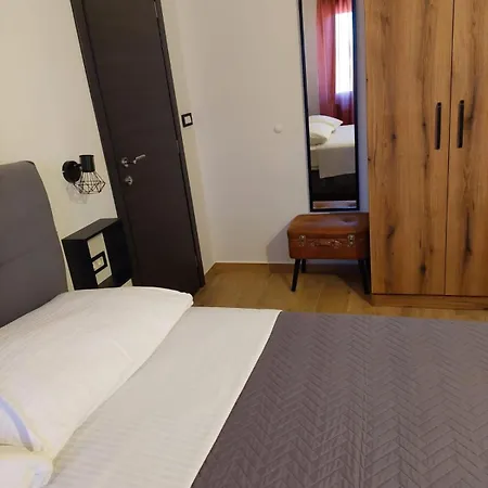 Apartman Karla Paklenica Starigrad Paklenica