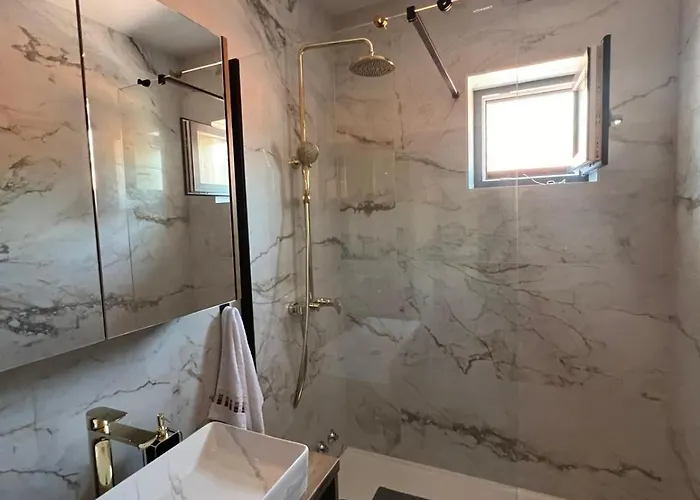 Apartament Karla Paklenica *
