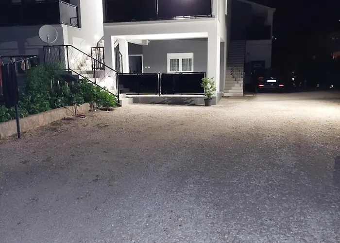 Apartament Karla Paklenica *